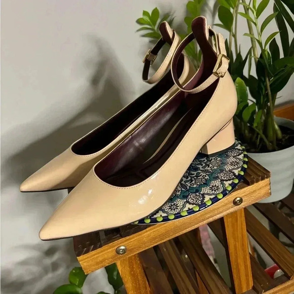 Sarto Vitale Patent Pointed Tie Ankle Strap - Picture 6 of 7